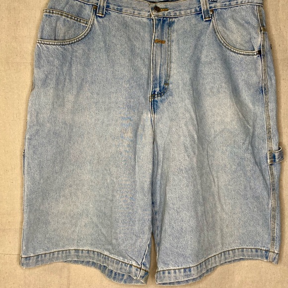 Boss Shorts - Picture 3 of 9